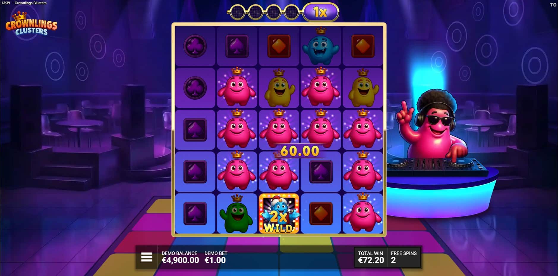 Crownlings Clusters slot